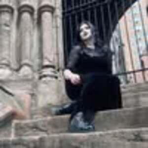 Meet your Posher, Laila